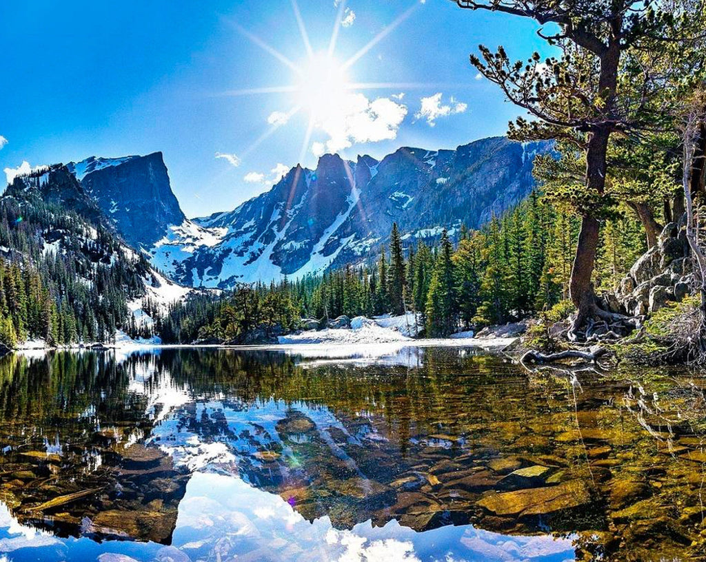Agua Límpida de Montaña Invernal al Sol Pintar por Números