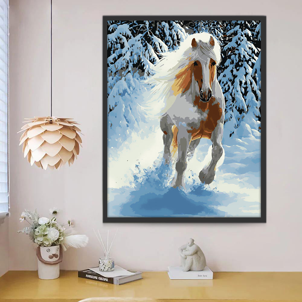 Caballo Blanco y Marrón Corriendo en la Nieve Pintar por Números