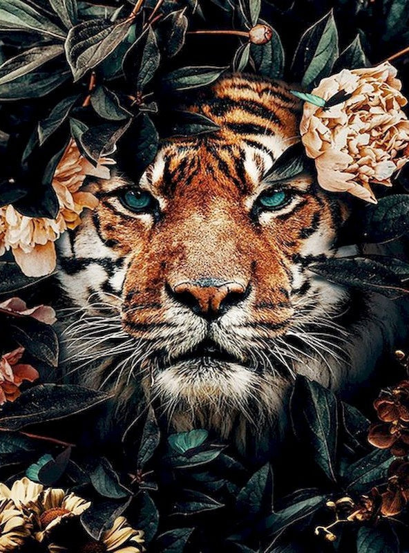 Cabeza de Tigre Rodeada de Plantas Pintar por Números