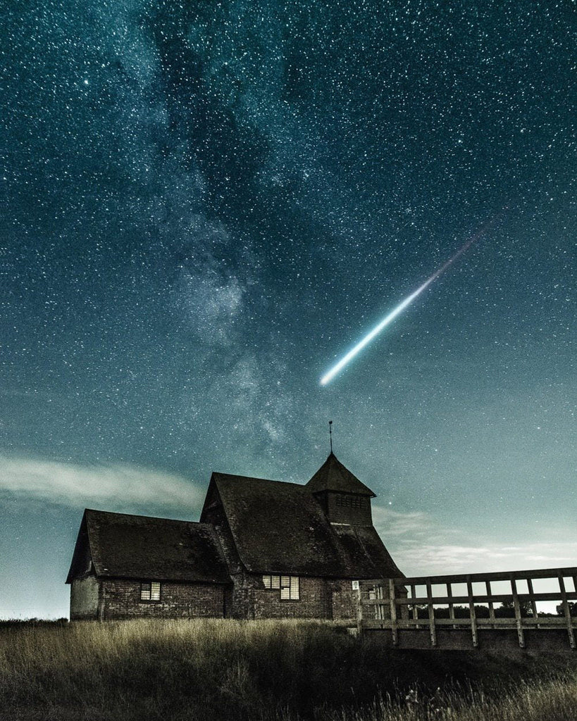 Casa y Estrellas y Meteorito Brillante Pintar por Números