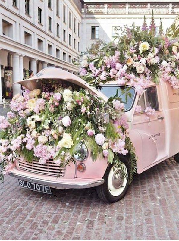 Coche Rosado Decorado de Flores Rosadas Pintar por Números