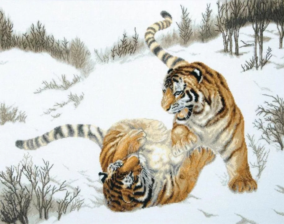 Dos Tigres Jugando en Tierra Nevada Pintar por Números
