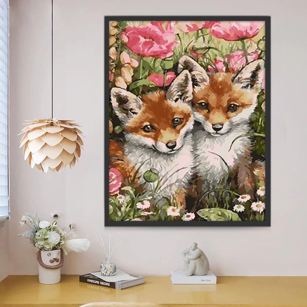 Dos Zorros Lindos Pequeños entre las Flores Rosadas Pintar por Números