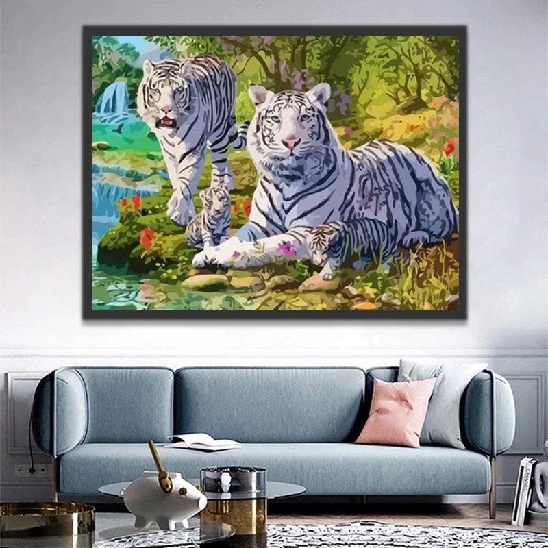 Familia de Tigres al Lado de Río Pintar por Números
