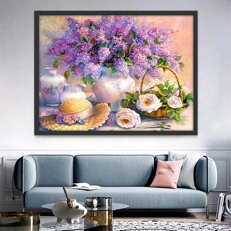 Florero y Flores Moradas y un Sombrero Pintar por Números