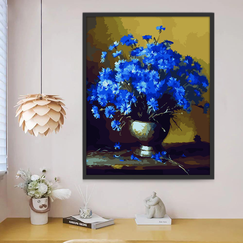 Flores Azules en Jarrón Negro con Fondo Amarillo Pintar por Números