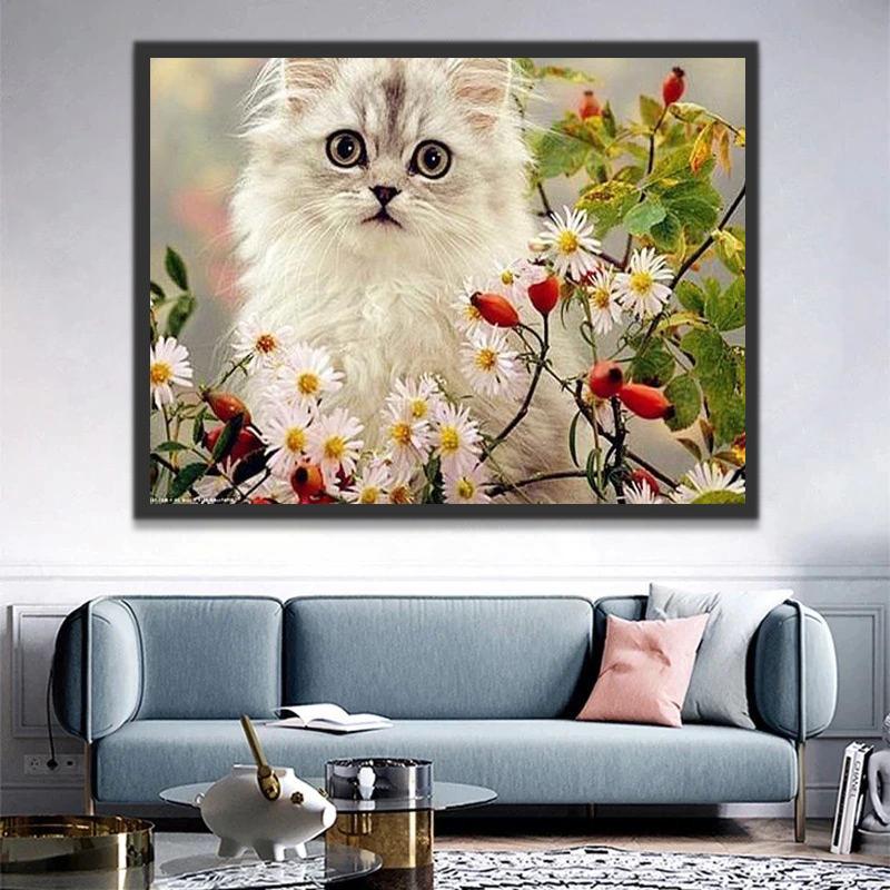 Gato Blanco Rodeado de Camomila Pintar por Números