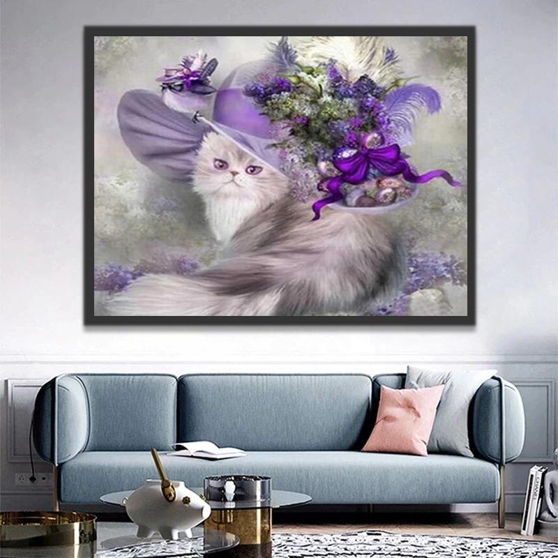 Gato con Sombrero de Flores Violáceas Pintar por Números