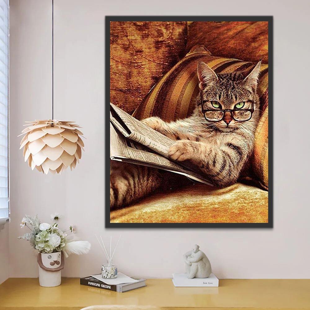 Gato Leyendo un Periódico en el Sofá Pintar por Números