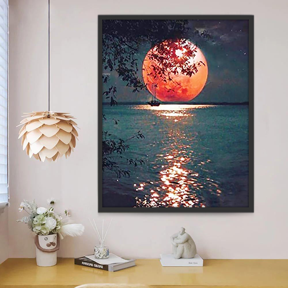 La Luna y Silueta de Árbol sobre el Mar Pintar por Números