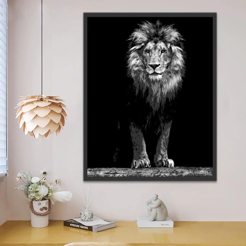 León en la Oscuridad Pintar por Números