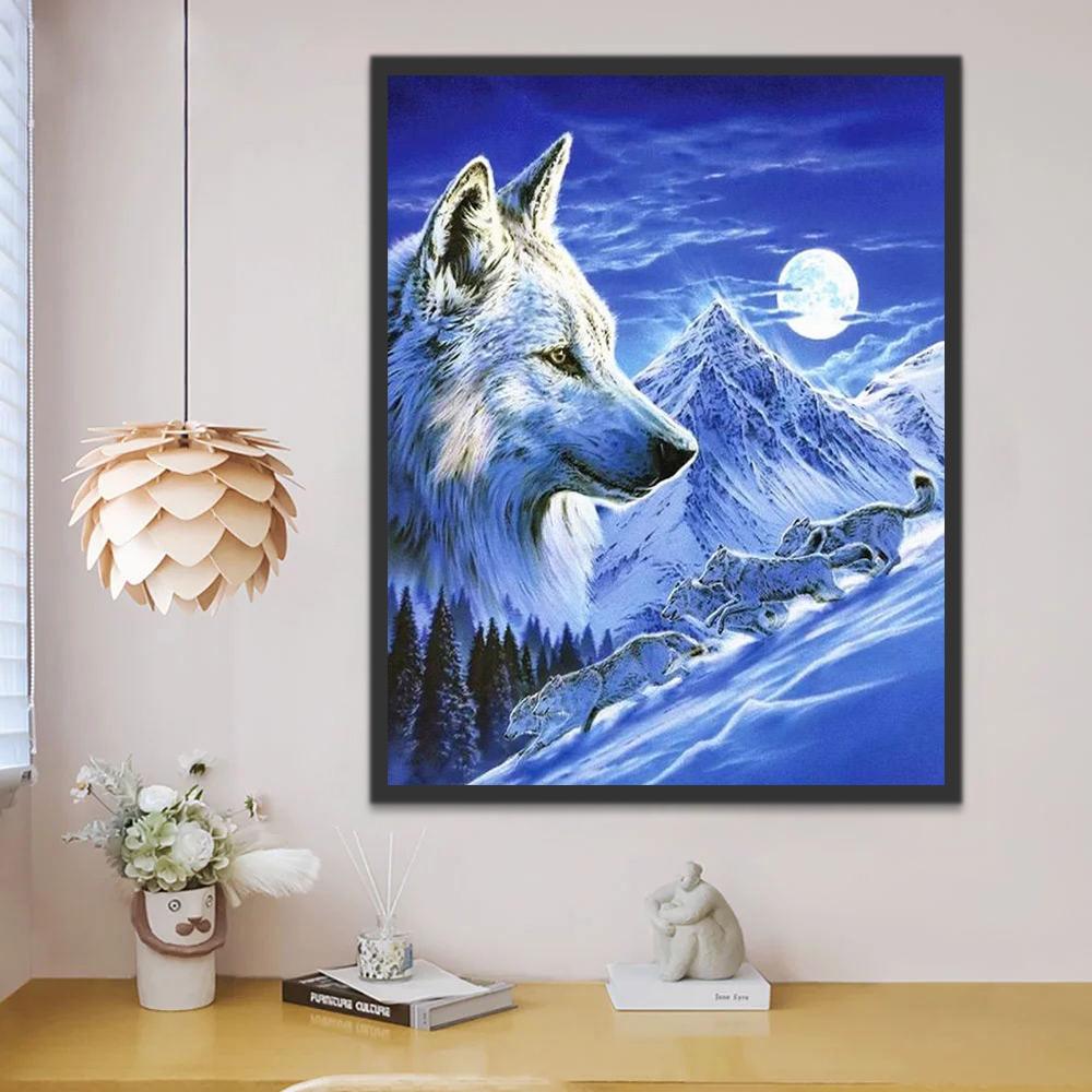 Lobos Corriendo sobre Montaña Invernal en Noche Pintar por Números