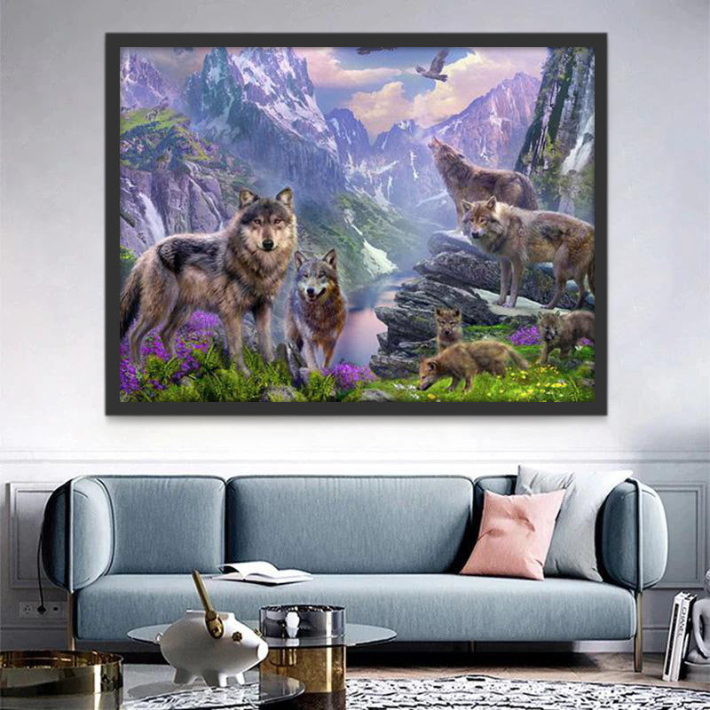 Lobos y Águilas en Bosque de Montaña Pintar por Números