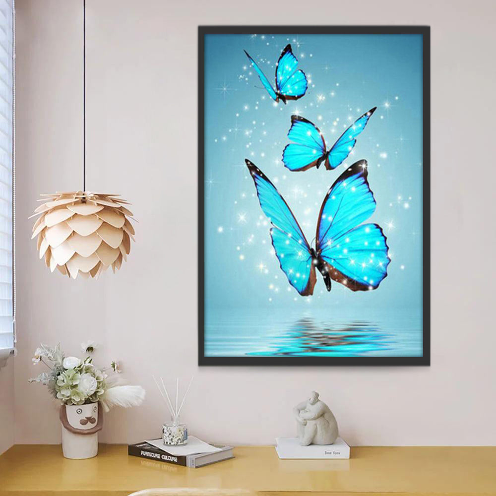 Mariposas Azules sobre Agua Pintar por Números