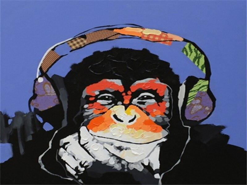 Mono con Sonrisa Llevando con Auriculares Pintar por Números