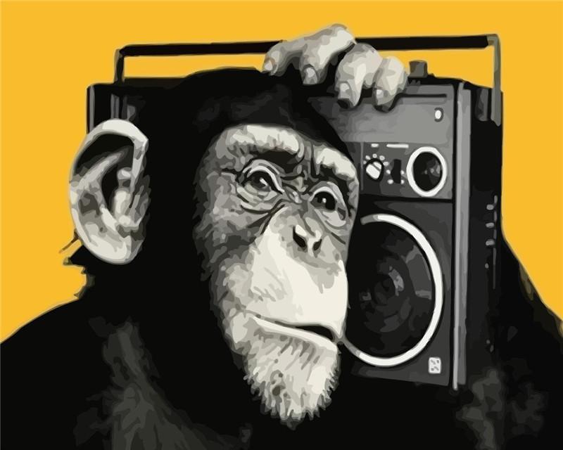 Mono Llevando Radio Portátil sobre Su Hombro Pintar por Números