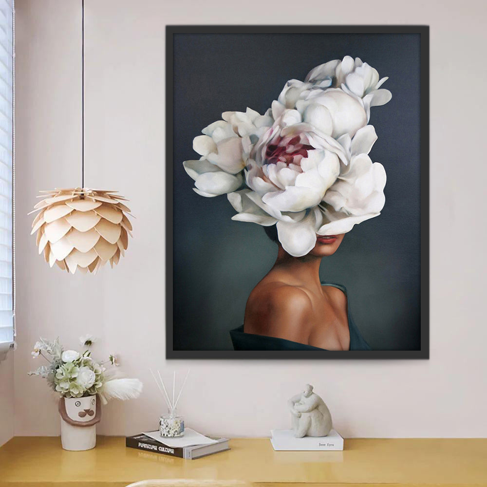 Mujer Bella con Peonías Blancas Hermosas Pintar por Números