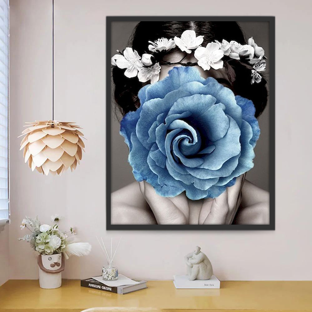 Mujer con Cara Cubierta de Rosa Azul Pintar por Números