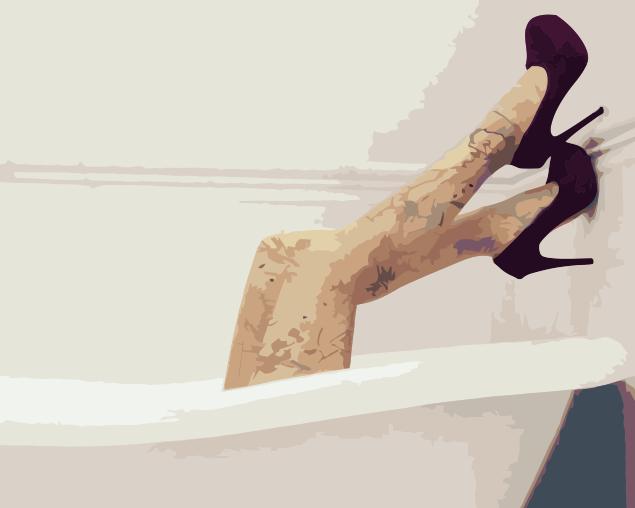 Mujer con Tacones Negros en la Bañera Pintar por Números