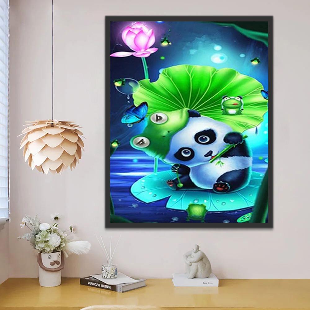Panda Lindo con Ranas sobre Hoja de Loto Pintar por Números