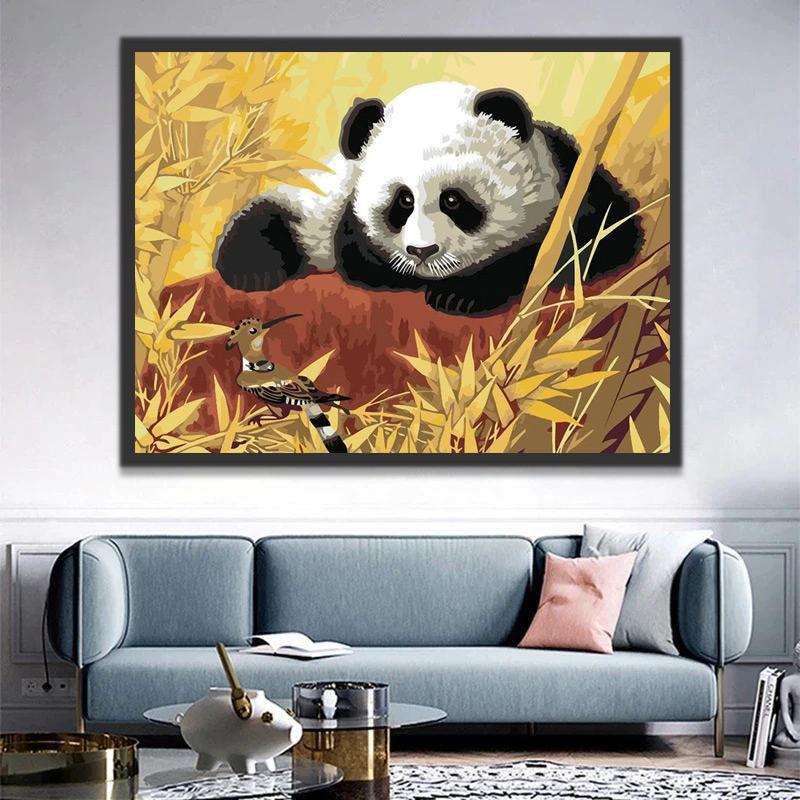 Panda Observando Pájaro entre Bosque de Bambú Pintar por Números