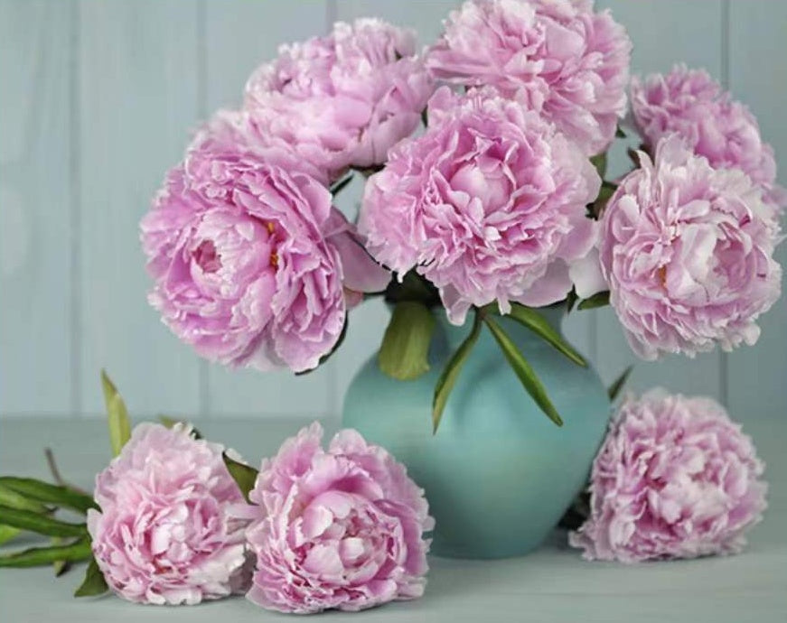 Peonía de Color Rosado Claro en Florero de Color Cian Pintar por Números