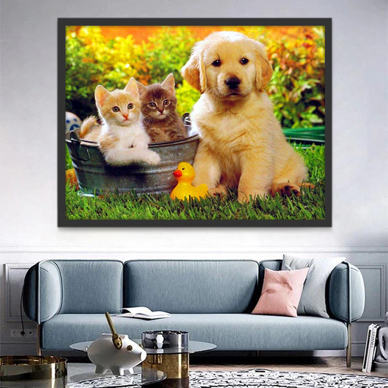 Perrito y Dos Gatitos en el Césped Pintar por Números