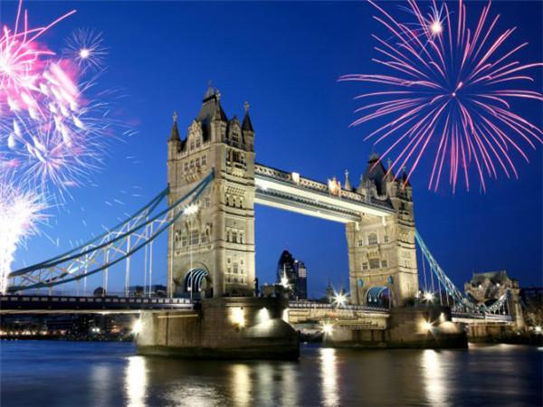 Puente de la Torre y Fuegos Artificiales Pintar por Números