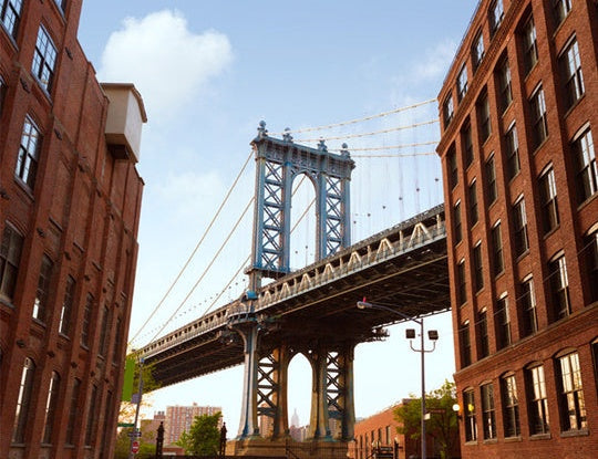 Puente Visto desde Calle entre Edificios Pintar por Números