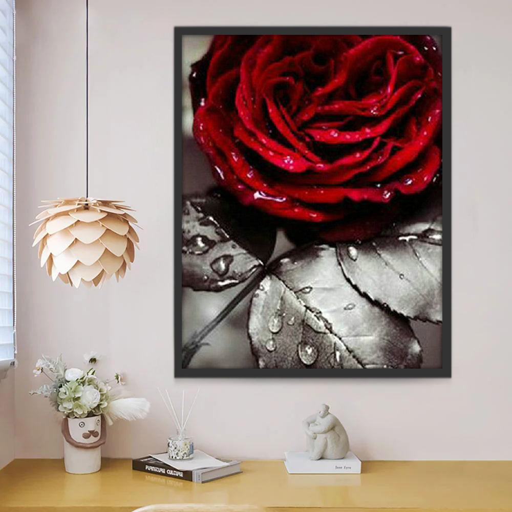 Rosa Roja con Hoja Gris y Gotas de Agua Pintar por Números