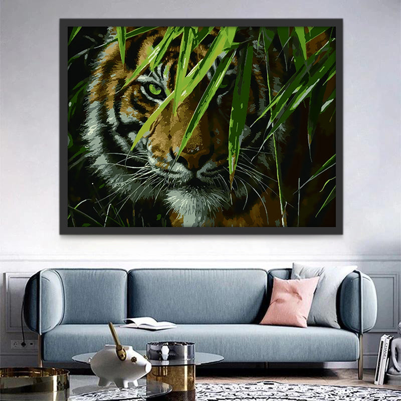 Tigre Detrás de Hojas Verdes Pintar por Números