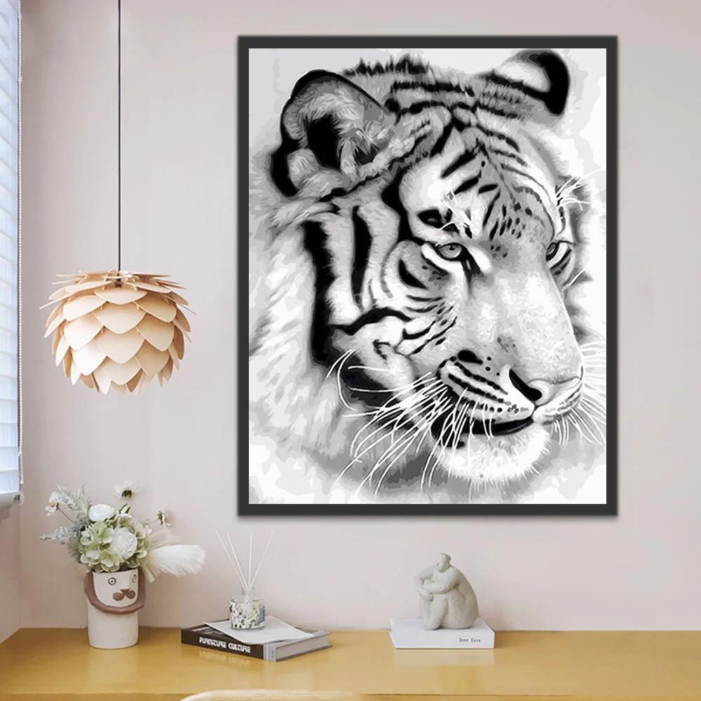 Tigre en Blanco y Negro Pintar por Números