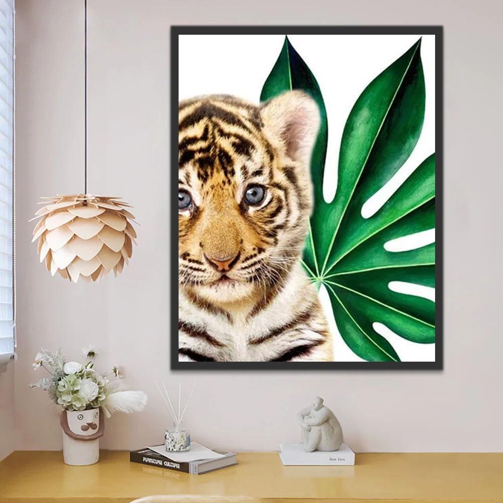 Tigre Pequeño y Monstera Deliciosa Pintar por Números