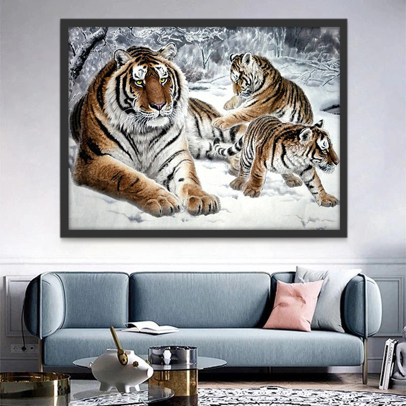 Tigre y Dos Tigritos en Tierra Nevada Pintar por Números