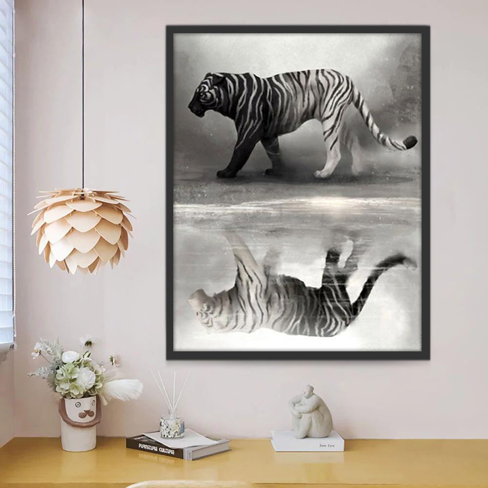 Tigre y Su Reflejo en Blanco y Negro Pintar por Números