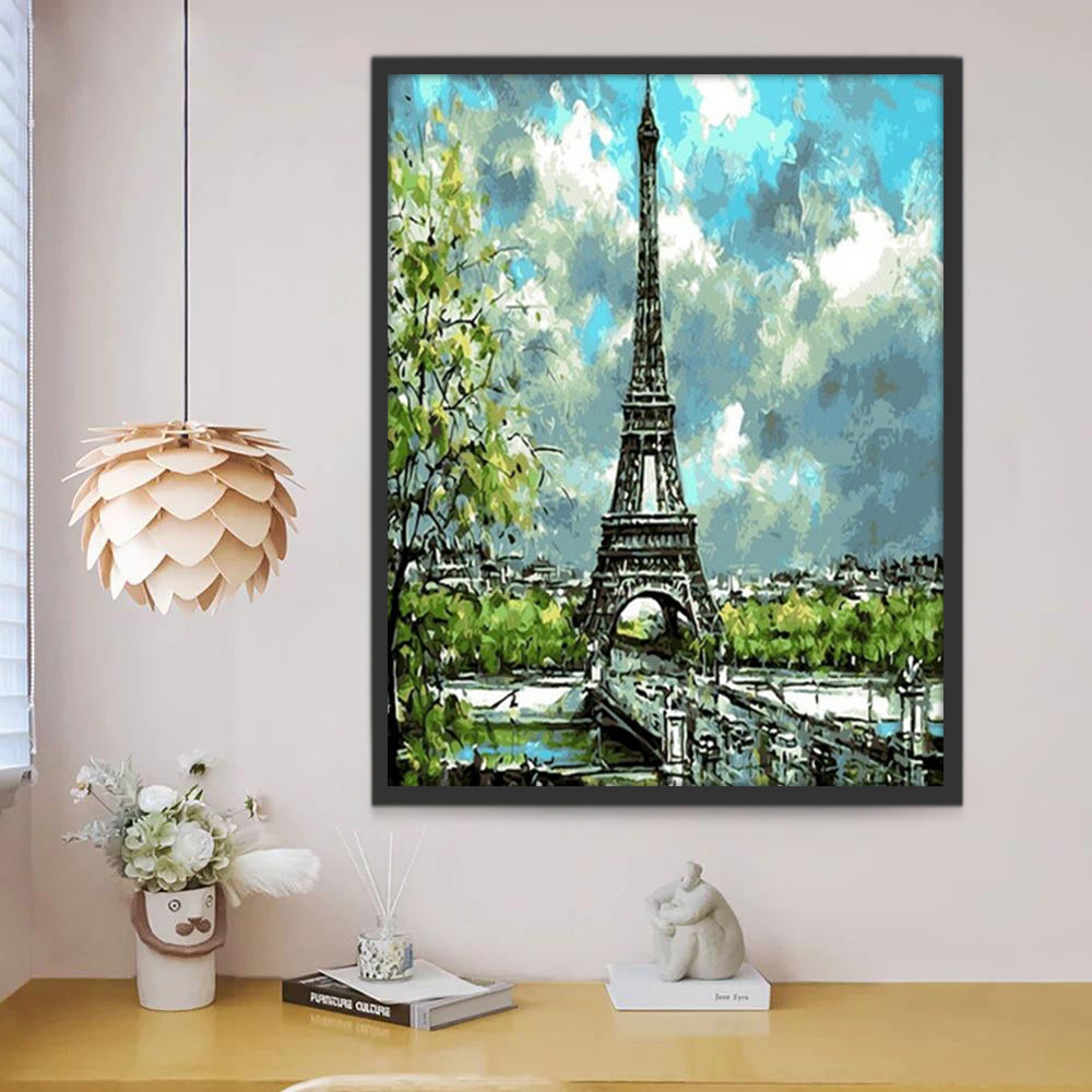 Torre Eiffel con Nubes Blancas Pintar por Números