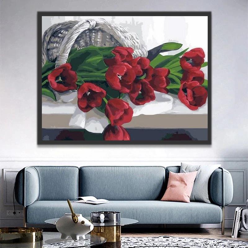 Tulipanes Rojos Oscuros y Cesta Caída en Blanco y Negro Pintar por Números