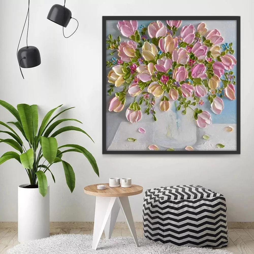 Tulipanes Rosados en Florero y Pétalos sobre Mesa Pintar por Números