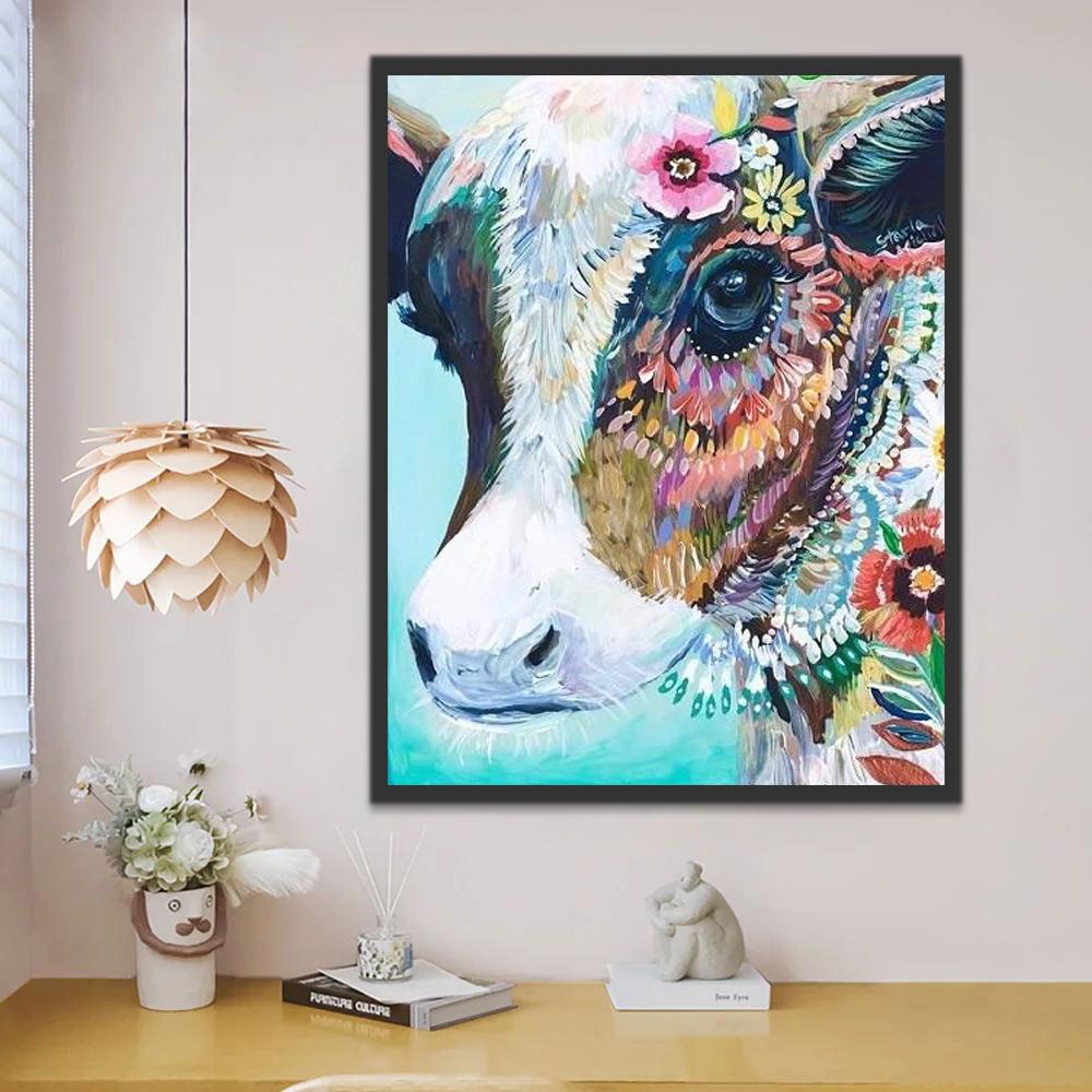 Vaca Lechera con Patrones Intrincados y Flores Pintar por Números