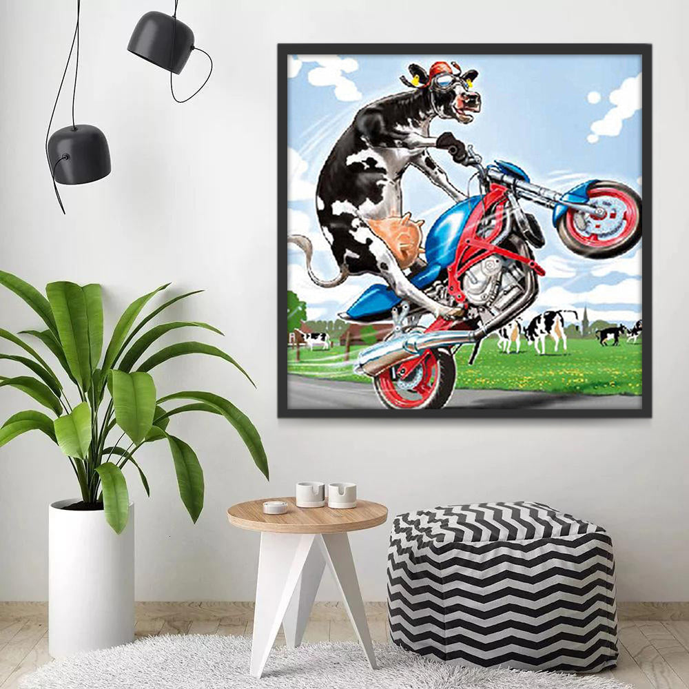 Vaca Lechera Montando en Moto Pintar por Números